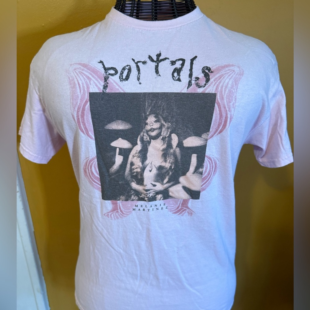 Melanie Martinez Portals Pink Tee Large
